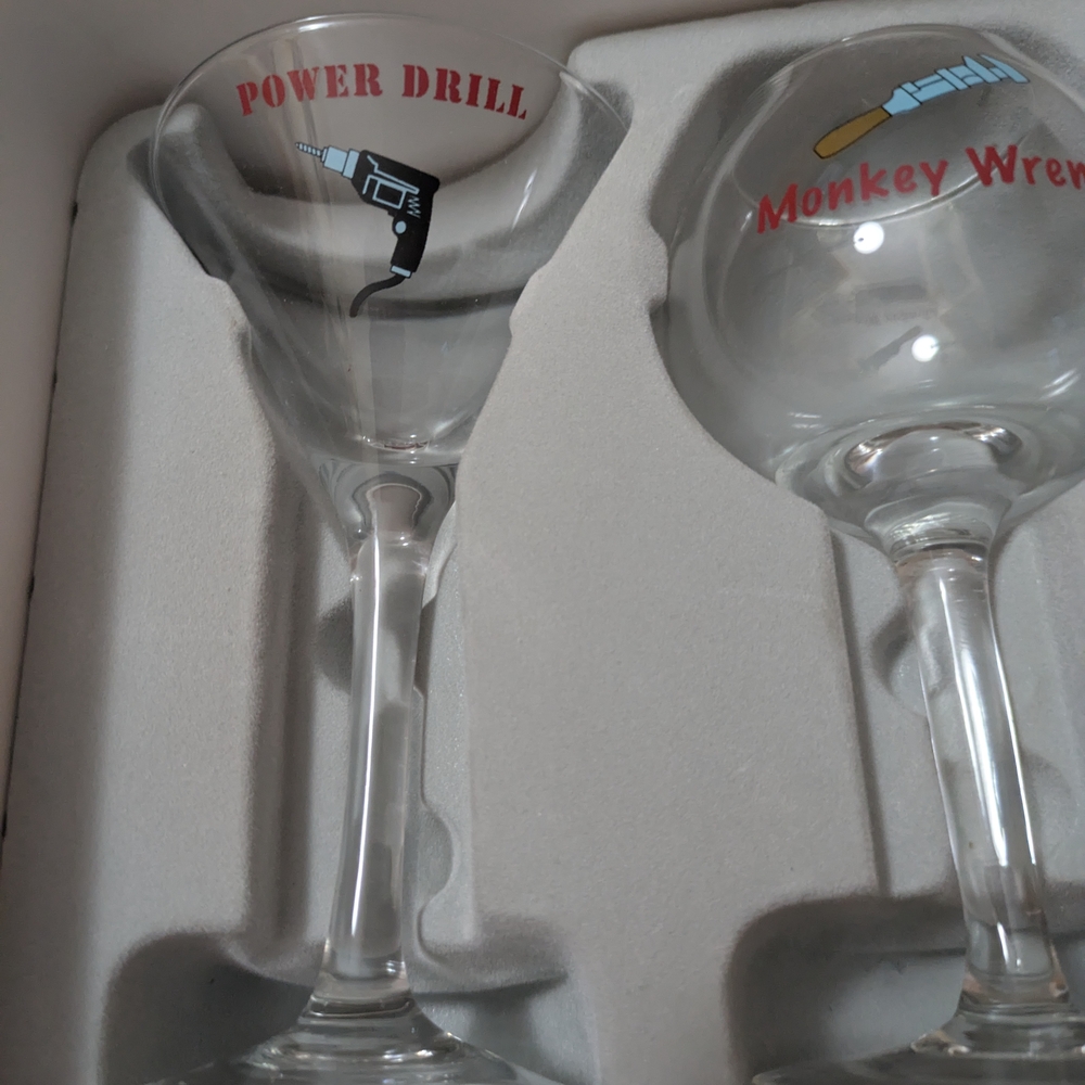 Cordial Glass Set "The Handy Man" - Picture 3 of 8
